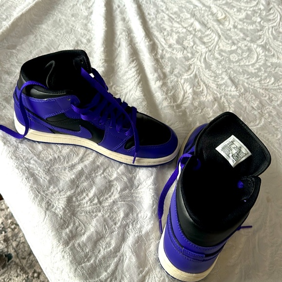 Air Jordan sneakers - Picture 3 of 7